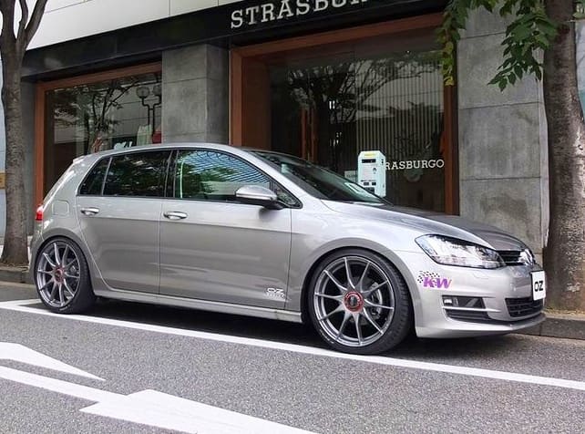 2015 Volkswagen Golf GTI with 19x8.5 OZ FORMULA HLT wheels