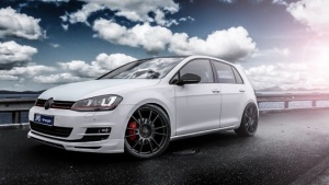 2015 Volkswagen Golf GTI with 19x8 OZ ULTRALEGGERA HLT wheels