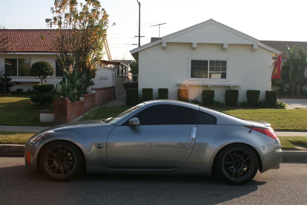 2003 Nissan 350Z with 18x9.5 Work Wheels Emotion CR wheels