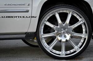 2011 Cadillac Escalade with Lexani LX 9 wheels