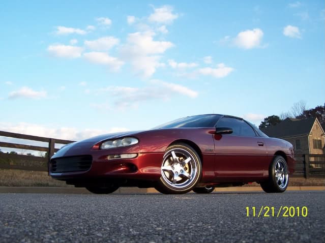 2001 Chevrolet Camaro with 17x9.5 C5 DD wheels