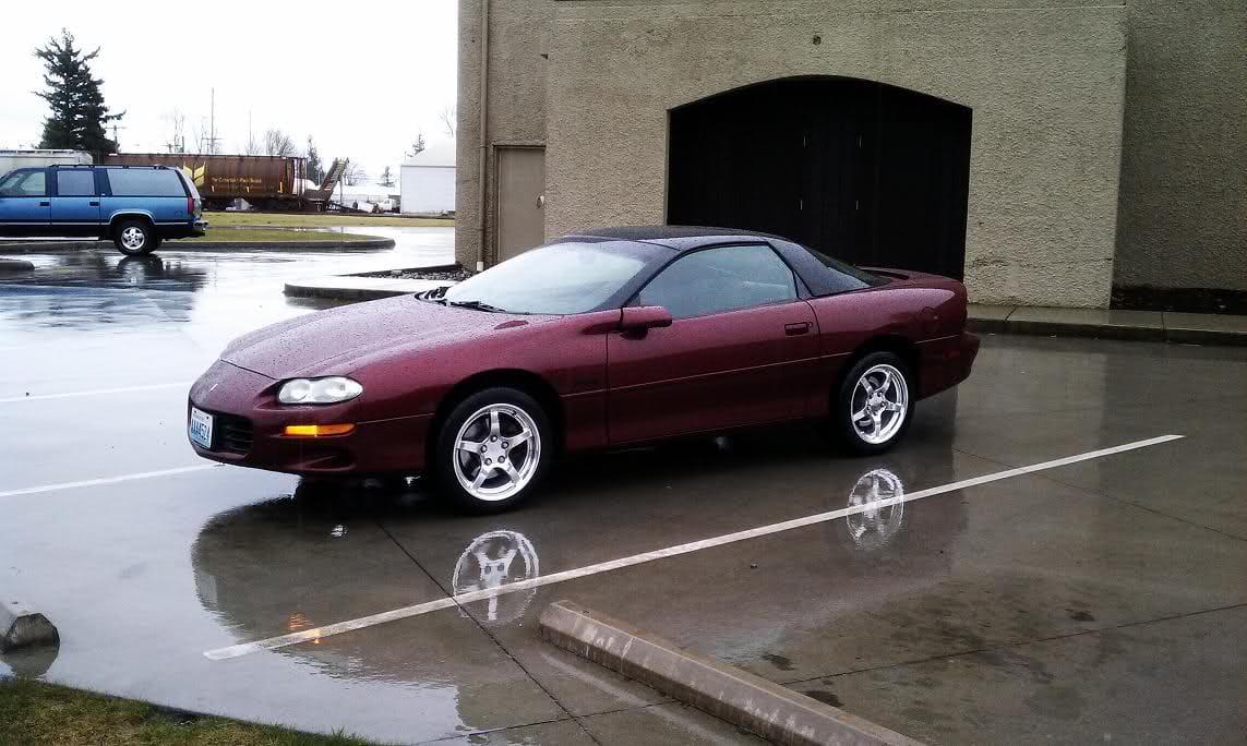 2001 Chevrolet Camaro with 17x9.5 C5 DD wheels