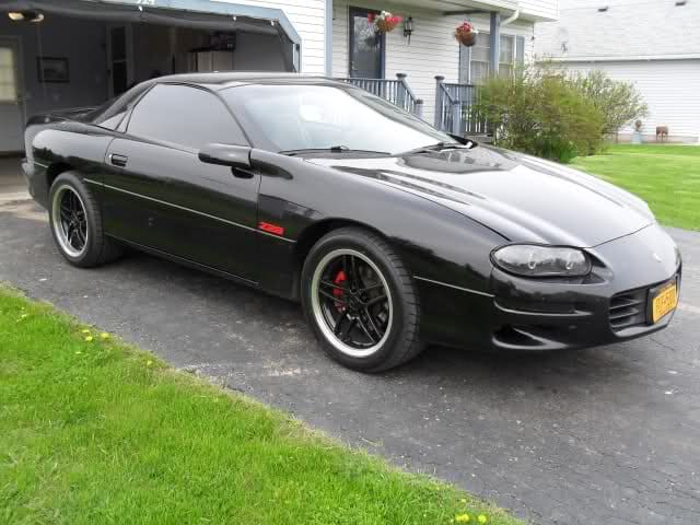 2000 Chevrolet Camaro with C6 Z06 wheels
