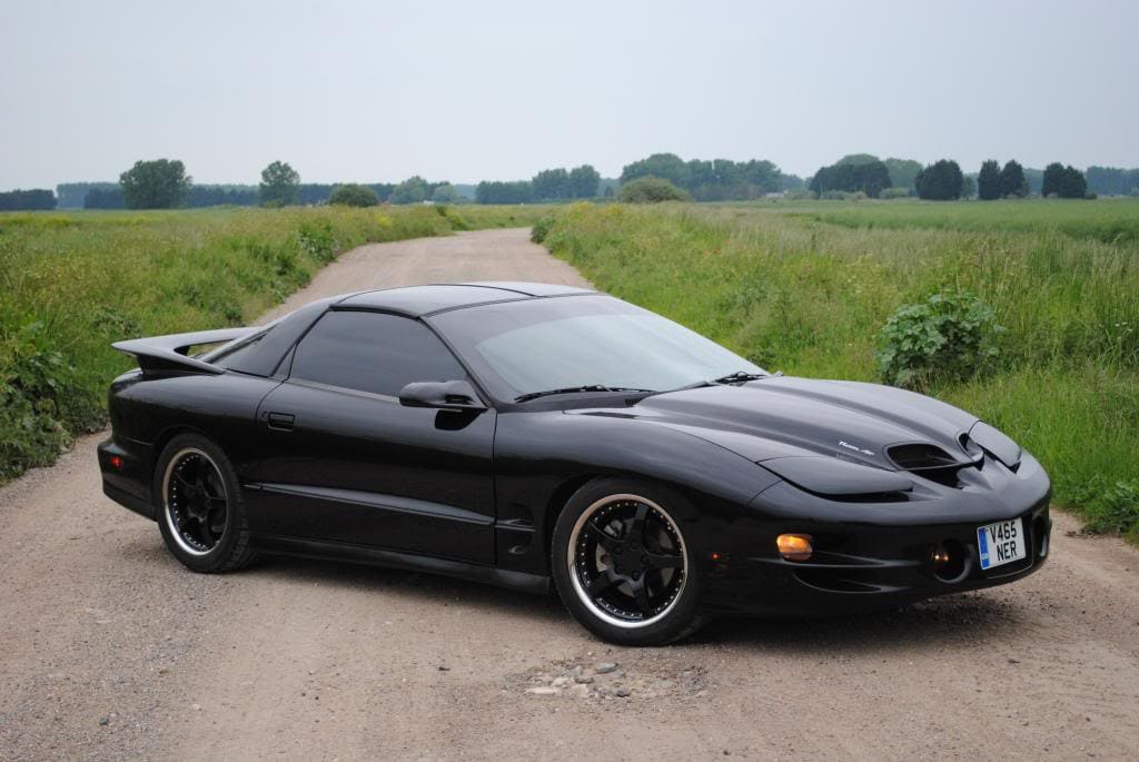 1999 Chevrolet Camaro with 18x9.5 C5 DD wheels