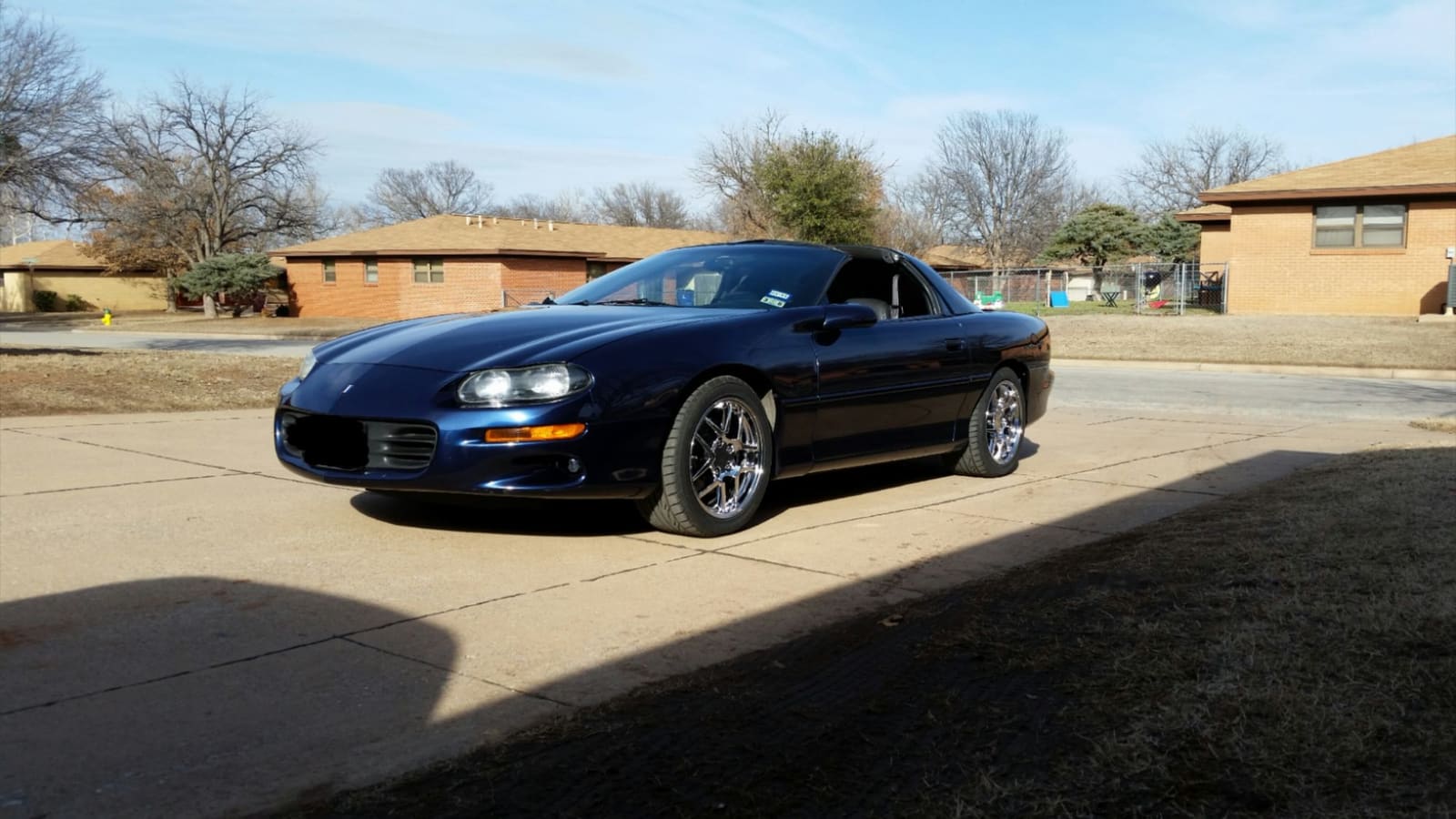 2000 Chevrolet Camaro with 17x9.5 C5 Z06 wheels