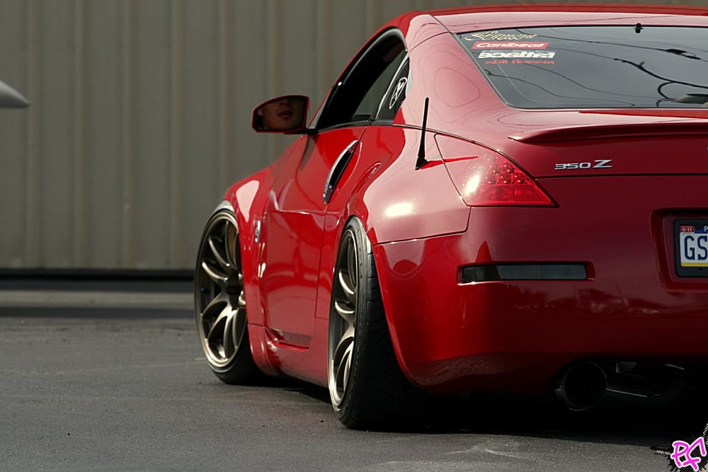 2009 Nissan 370Z with 18x9.5 wheels