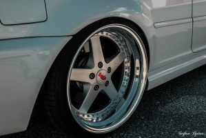2006 BMW M3 with 19x10 Equip wheels