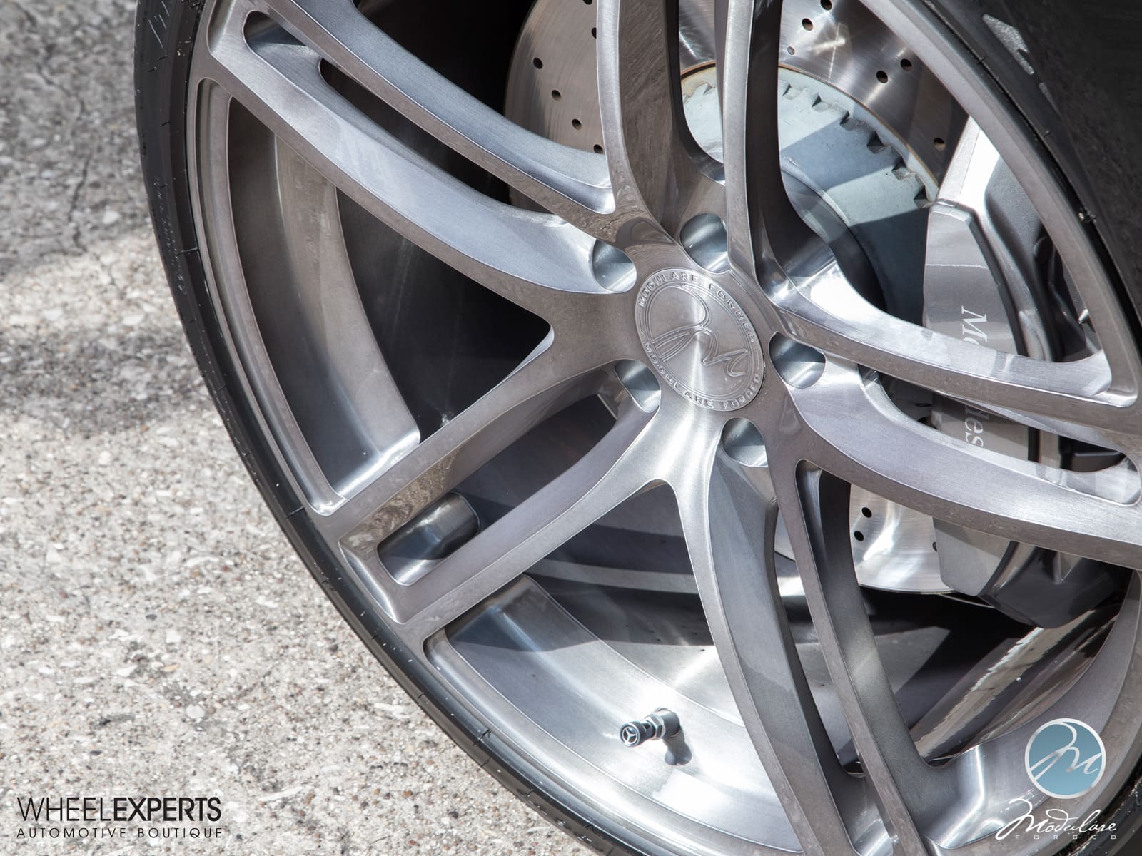 2015 Mercedes-Benz S-Class with 21x9 Modulare B34 wheels