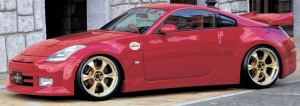 2003 Nissan 350Z with 20x9 Fabulous Expand Racing wheels