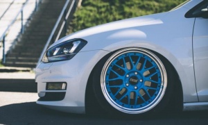 2015 Volkswagen Golf GTI with 18x7.5 BBS LM wheels