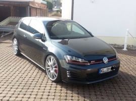 2015 Volkswagen Golf GTI with 20x8.5 OZ ULTRALEGGERA wheels