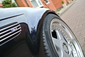 2006 BMW M3 with 18x10 OZ Futuras wheels
