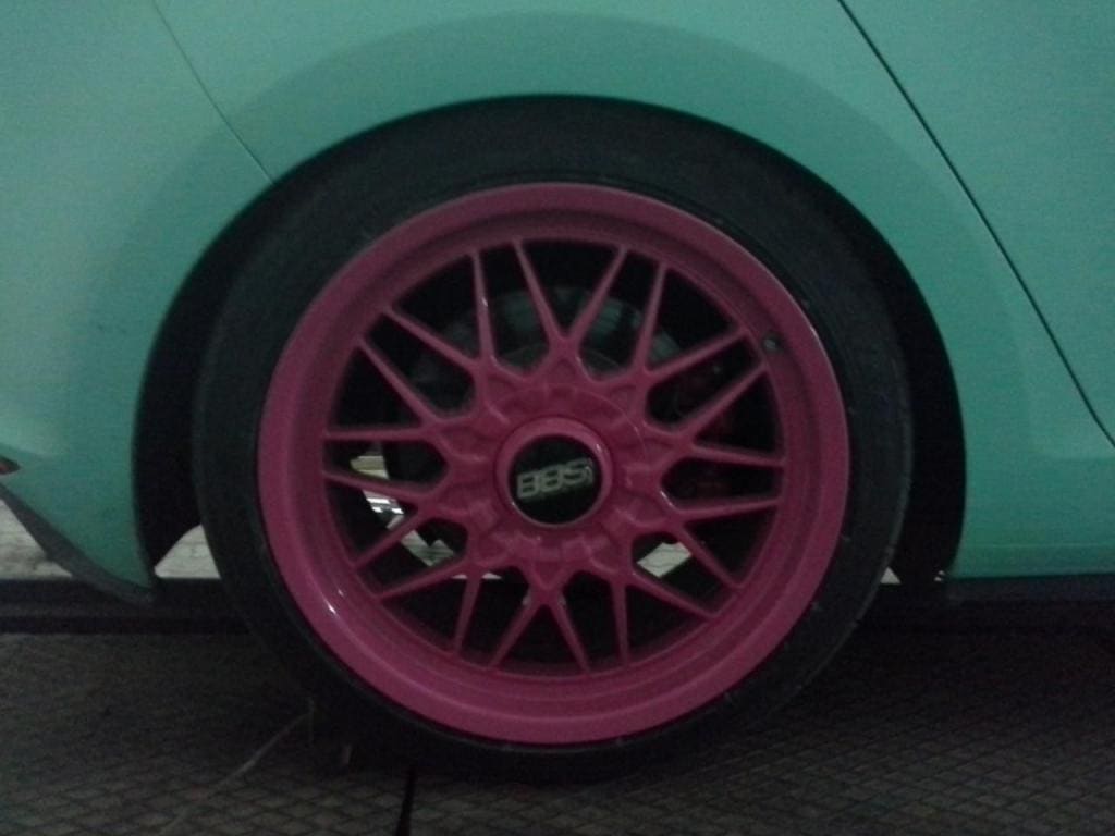 2015 Volkswagen Golf GTI with 18x8 BBS RG2 wheels
