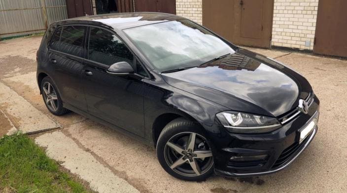 2015 Volkswagen Golf GTI with 17x7 DEZENT RF DARK wheels