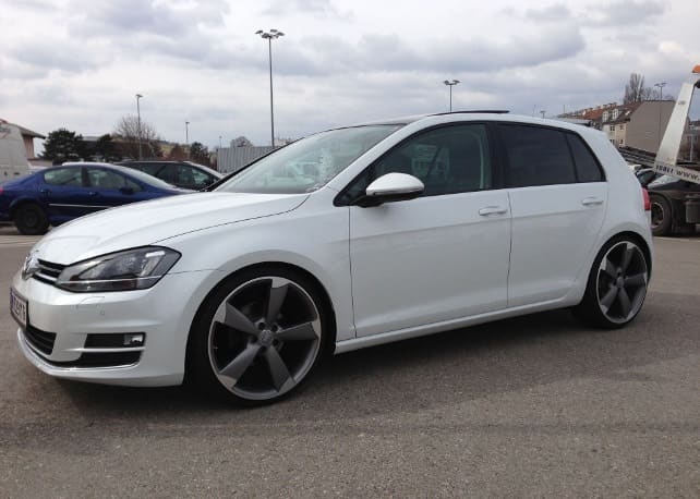 2015 Volkswagen Golf GTI with 20x8.5 AUDI A6 ROTORS wheels