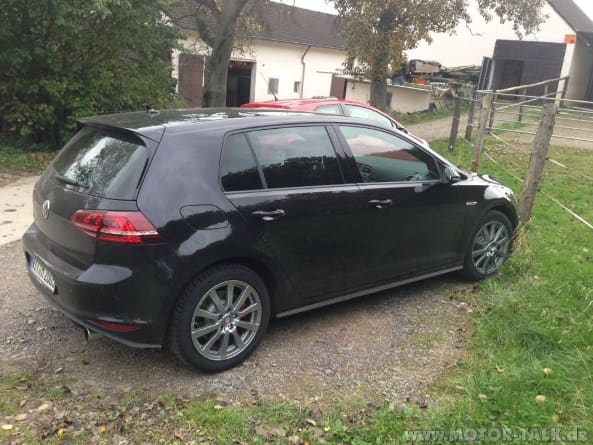 2015 Volkswagen Golf GTI with 17x7 PLATIN P58 wheels