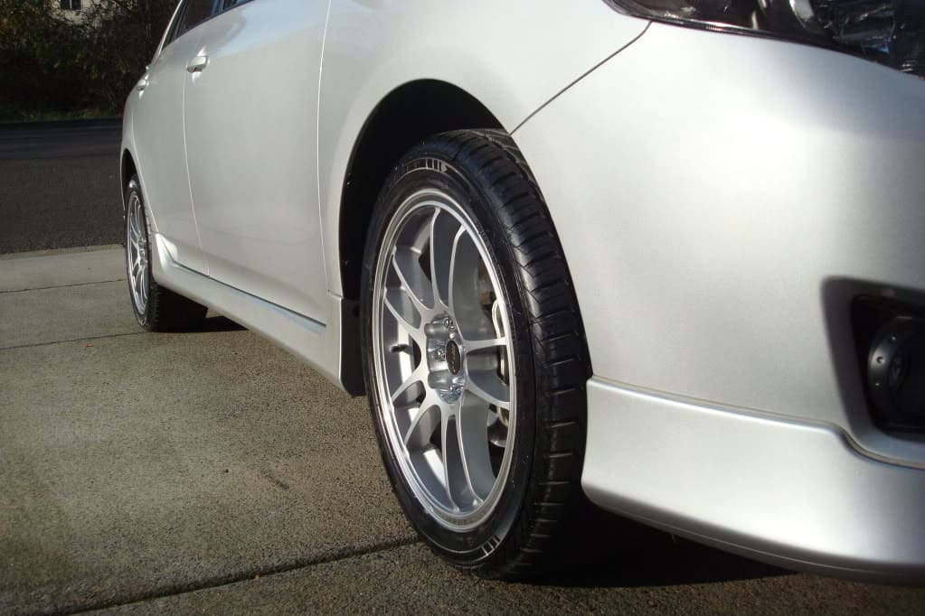 2008 Toyota Corolla with 17x7.5 MSR 043 wheels