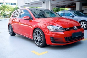 2015 Volkswagen Golf GTI with 18x8.5 BBS CH-R wheels
