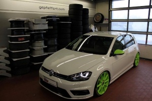 2015 Volkswagen Golf GTI with 19x8.5 OZ FORMULA HLT wheels