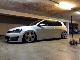 2015 Volkswagen Golf GTI with ROTIFORM DIA wheels