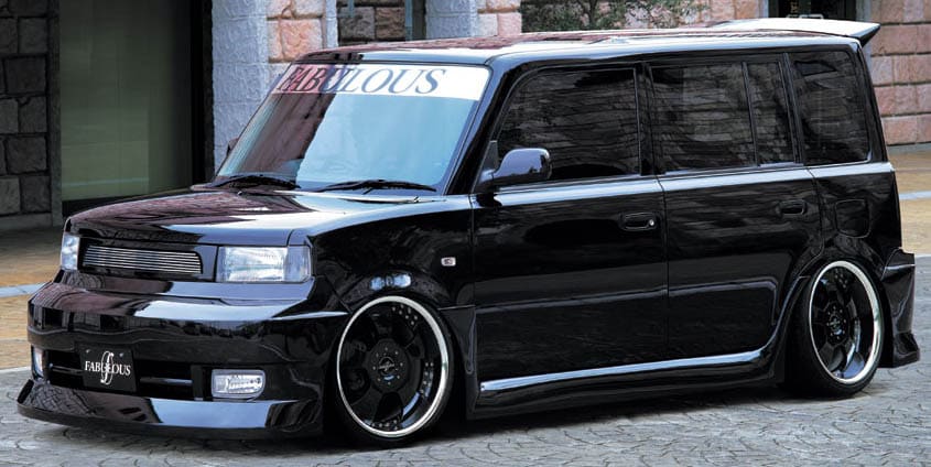 2004 Scion xB with 18x8.5 Fabulous Profound wheels