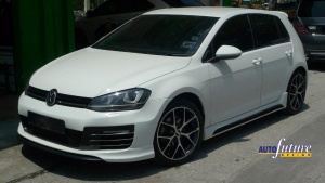 2015 Volkswagen Golf GTI with 18x8 BBS SR wheels