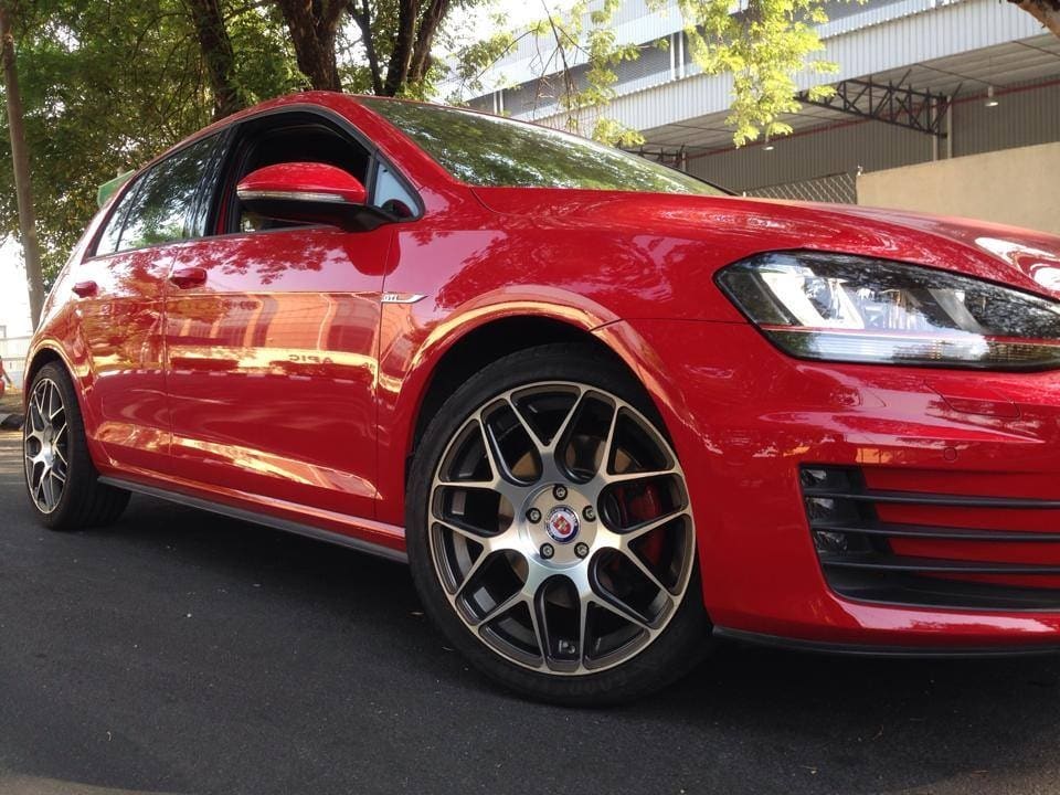 2015 Volkswagen Golf GTI with 18x8 HRE P40 wheels