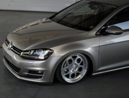 2015 Volkswagen Golf GTI with 18x8 ISPIRI CSR4 wheels