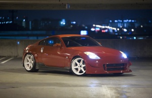 2003 Nissan 350Z with 19x9.5 Rays Engineering Volk Racing TE37 wheels