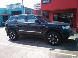 2011 Jeep Grand Cherokee with 18x9 ATX Killer wheels