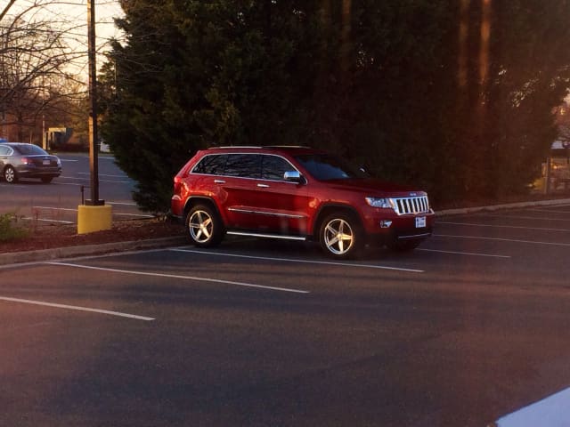 2011 Jeep Grand Cherokee with Ace Couture wheels