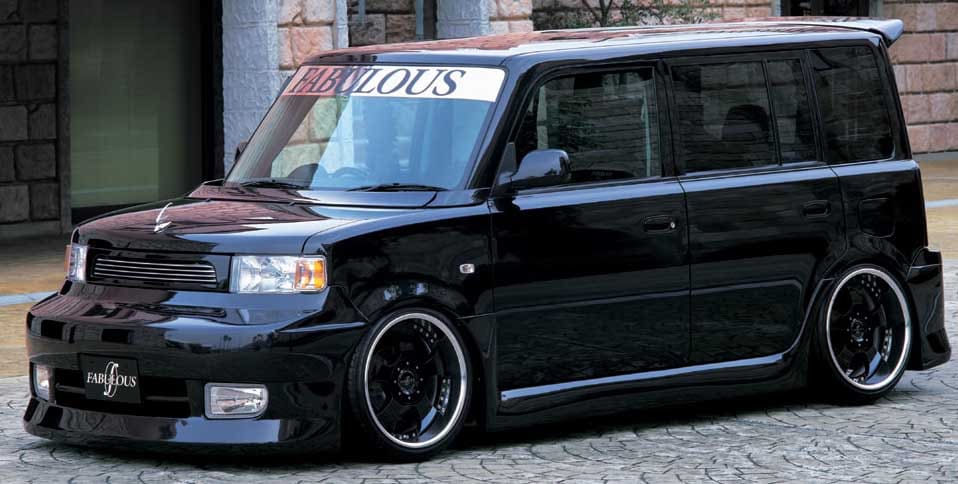 2004 Scion xB with 18x8.5 Fabulous Profound wheels
