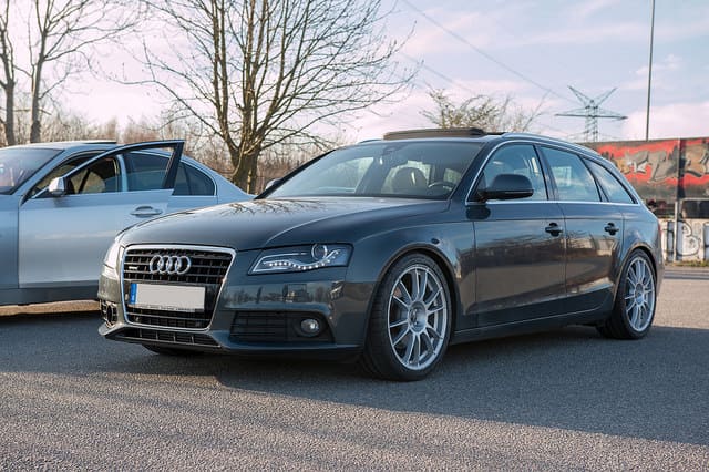 2008 Audi A4 with 19x8.5 O.Z. Ultraleggera HLT wheels
