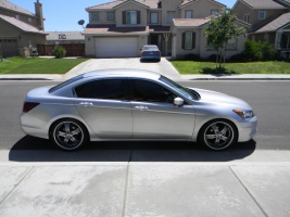 2012 Honda Accord with 20x8.5 Velocity wheels