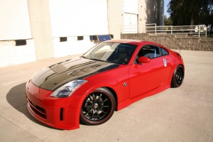 2007 Nissan 350Z with 19x9.5 Rays Engineering Volk Racing CE28 wheels
