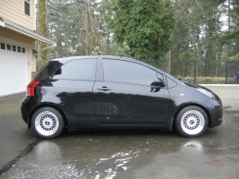 2008 Toyota Yaris with 15x8.5 BBS RS wheels