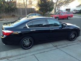 2012 Honda Accord with 18x7.5 Velocity vw910 wheels