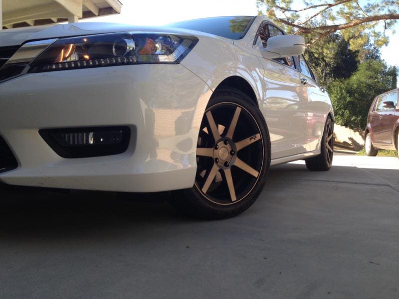 2013 Honda Accord with 18x8 Niche Verona M150 wheels