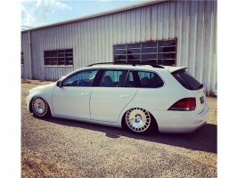 2011 Volkswagen Jetta SportWagen with 18x8.5 Rotiform VCE wheels