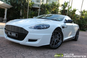 2014 Aston Martin DB9 with 20x9 Adv.1 wheels