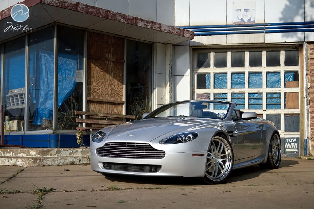 2013 Aston Martin V8 Vantage with 21x9 Modulare H3 wheels
