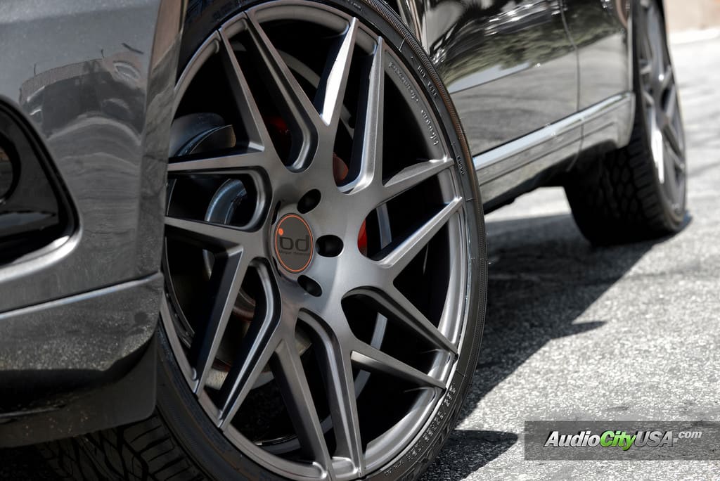2015 Audi Q5 with 22x9 Blaque Diamond BD 3 wheels