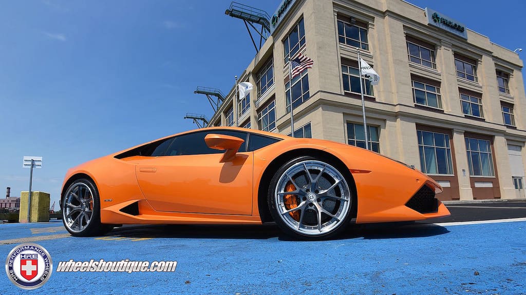 2015 Lamborghini Huracan with 20x9 HRE S101 wheels