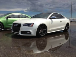 2013 Audi RS 5 with 20x10.5 Vossen CV5 wheels