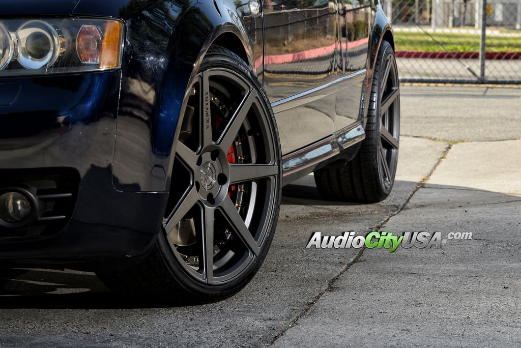 2005 Audi S4 with 19x8.5 Vertini Dynasty wheels