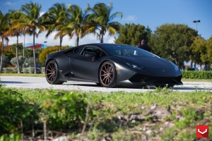 2015 Lamborghini Huracan with 20x9.5 Vossen VPS-310 wheels
