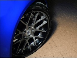 2007 Audi RS 4 with 19x10 Strasse SM7 wheels