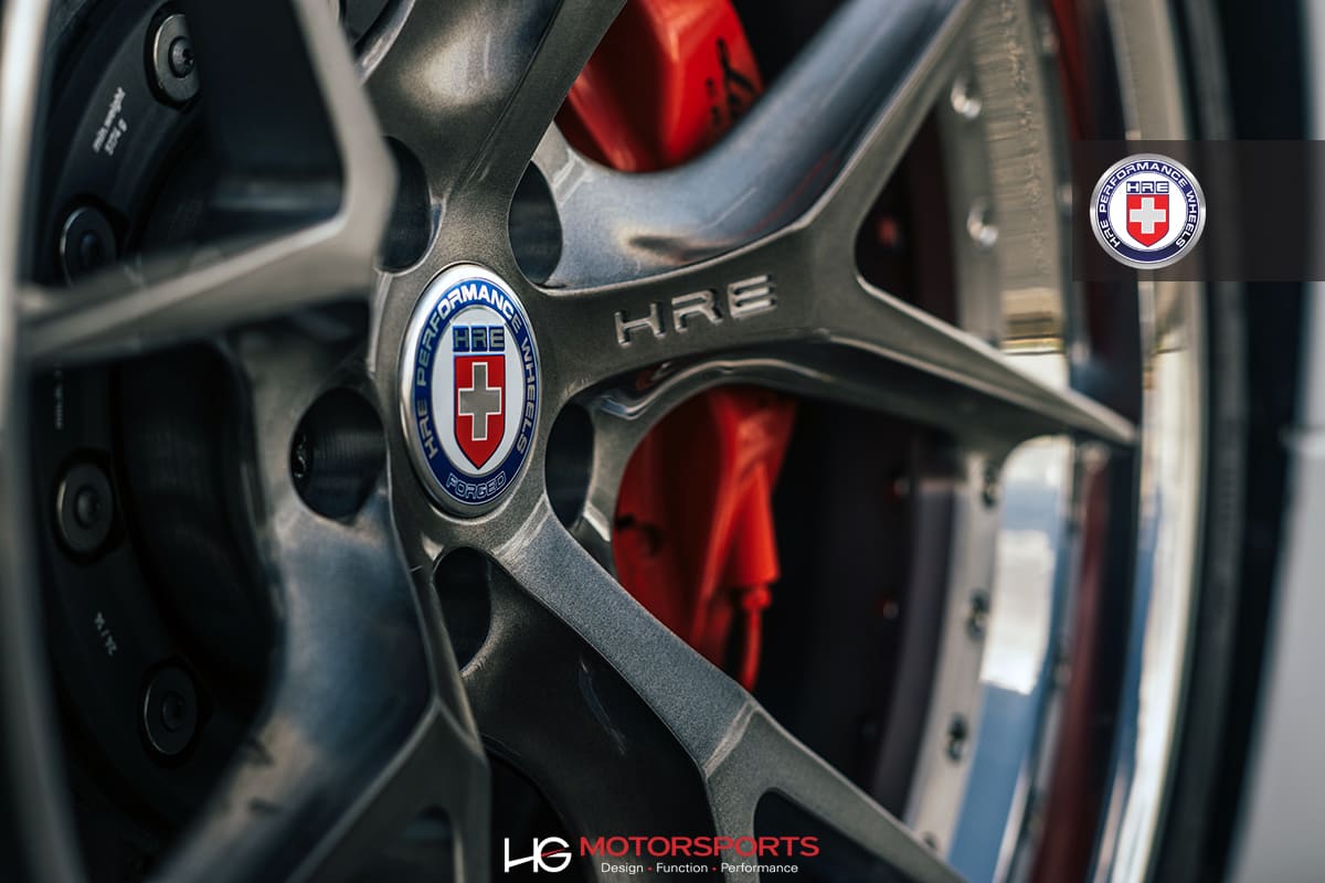 2015 Lamborghini Huracan with 20x9 HRE S101 wheels