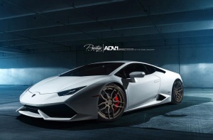 2015 Lamborghini Huracan with 20x9 ADV005 M.V2 wheels