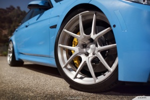 2015 BMW M3 with 20x9.5 MORR VS52 wheels